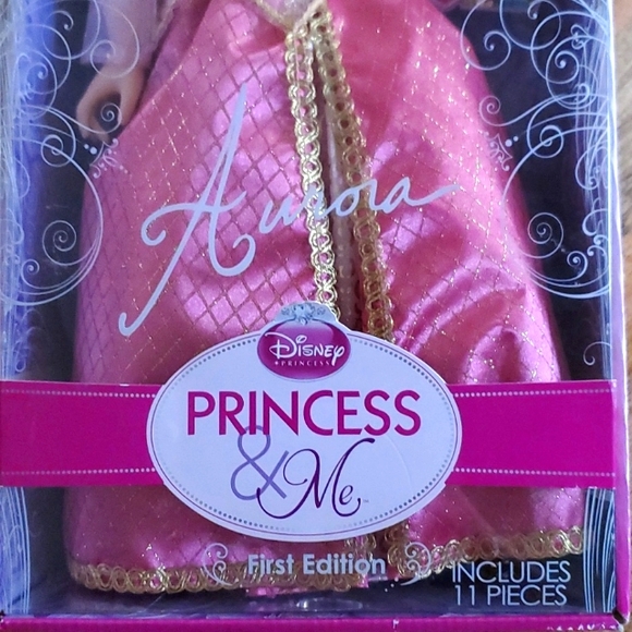 Disney Princess & Me First Edition Aurora - Picture 2 of 7